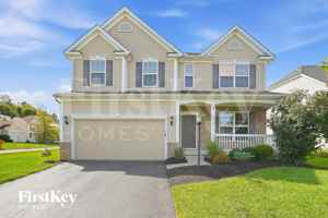 featured image of 1016 Taylor Glen Blvd E
