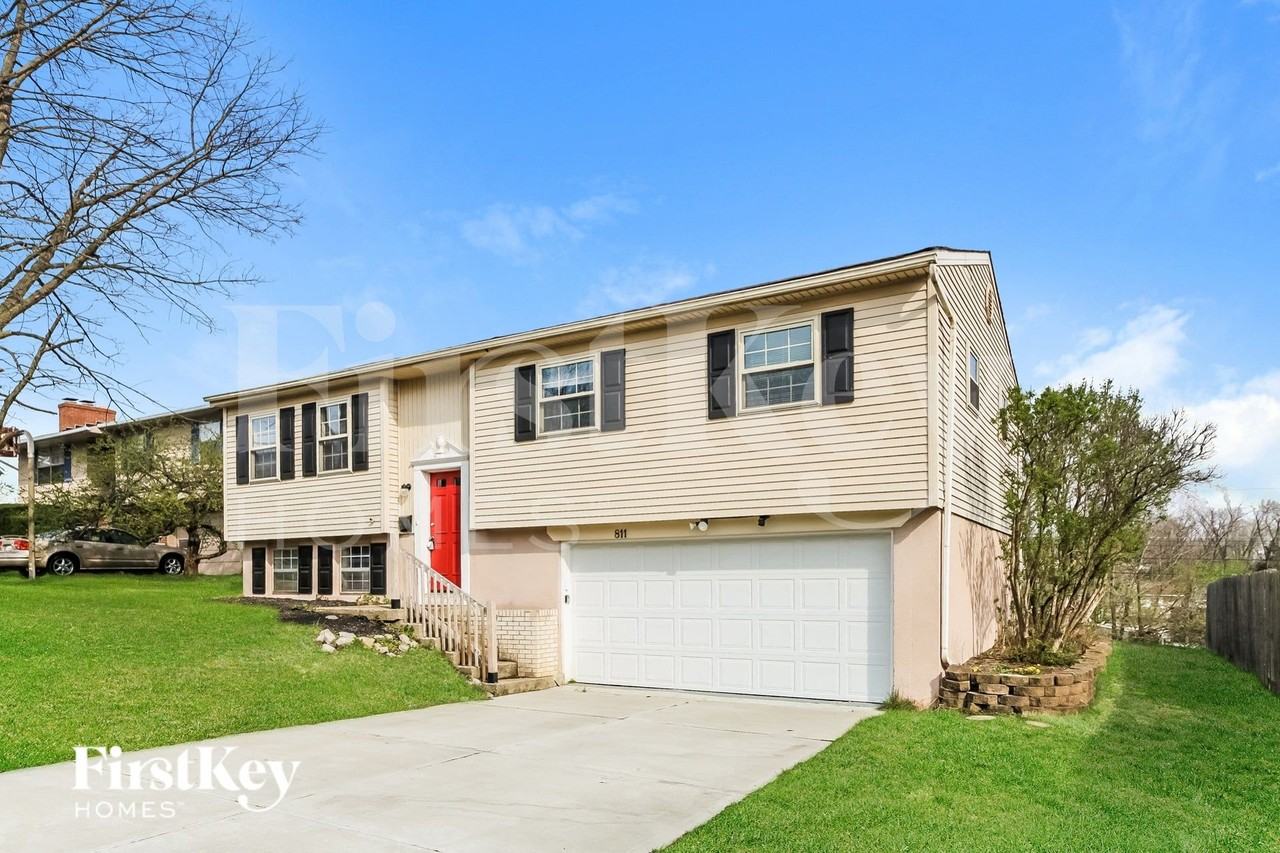 811 Baker Ct - Photo 2 of 15