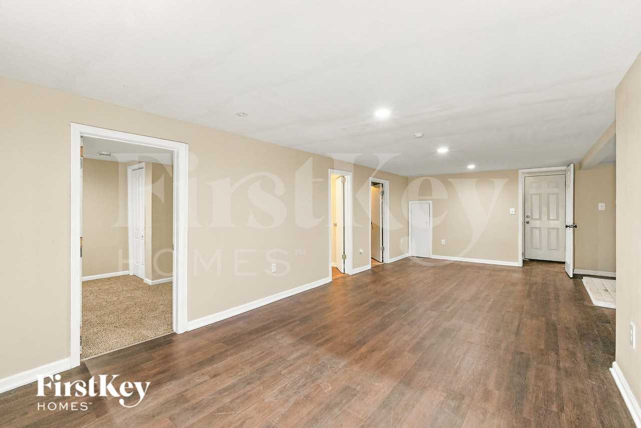 2412 Bridger Dr - Photo 7 of 16
