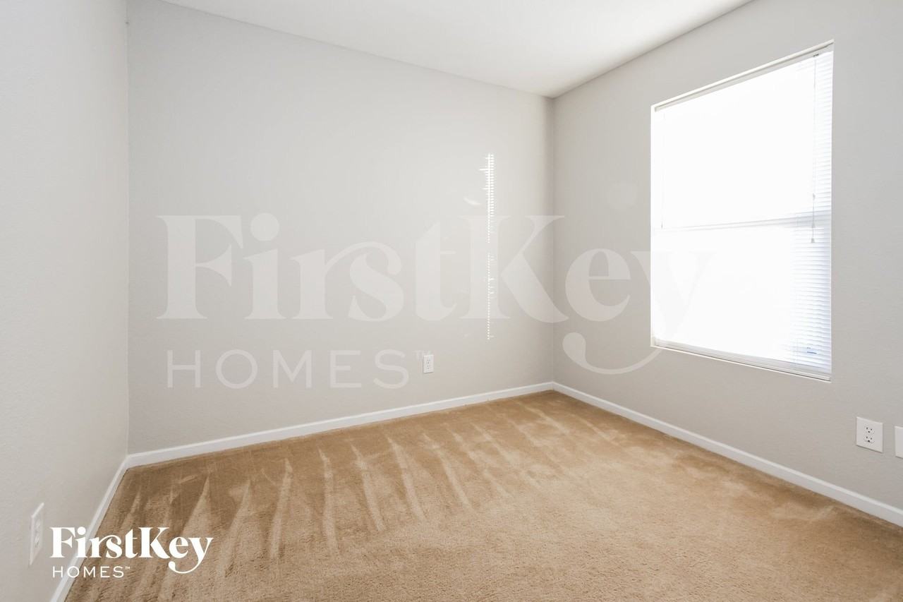 8435 Sansa St - Photo 6 of 15