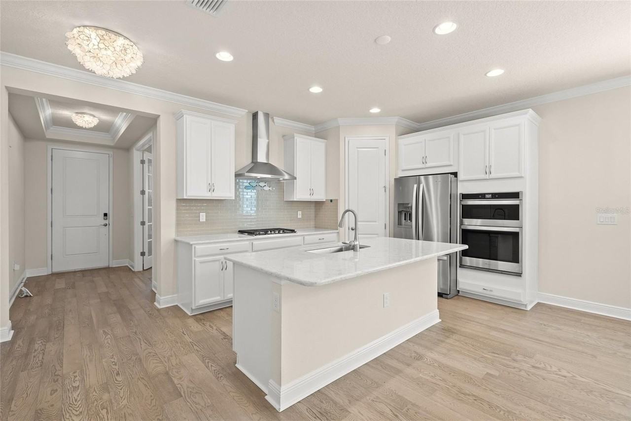 5690 Long Shore Loop - Photo 5 of 50