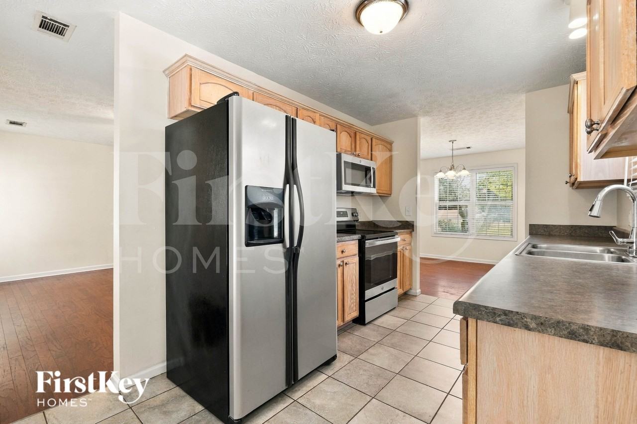 7437 Dogwood Trl - Photo 6 of 16