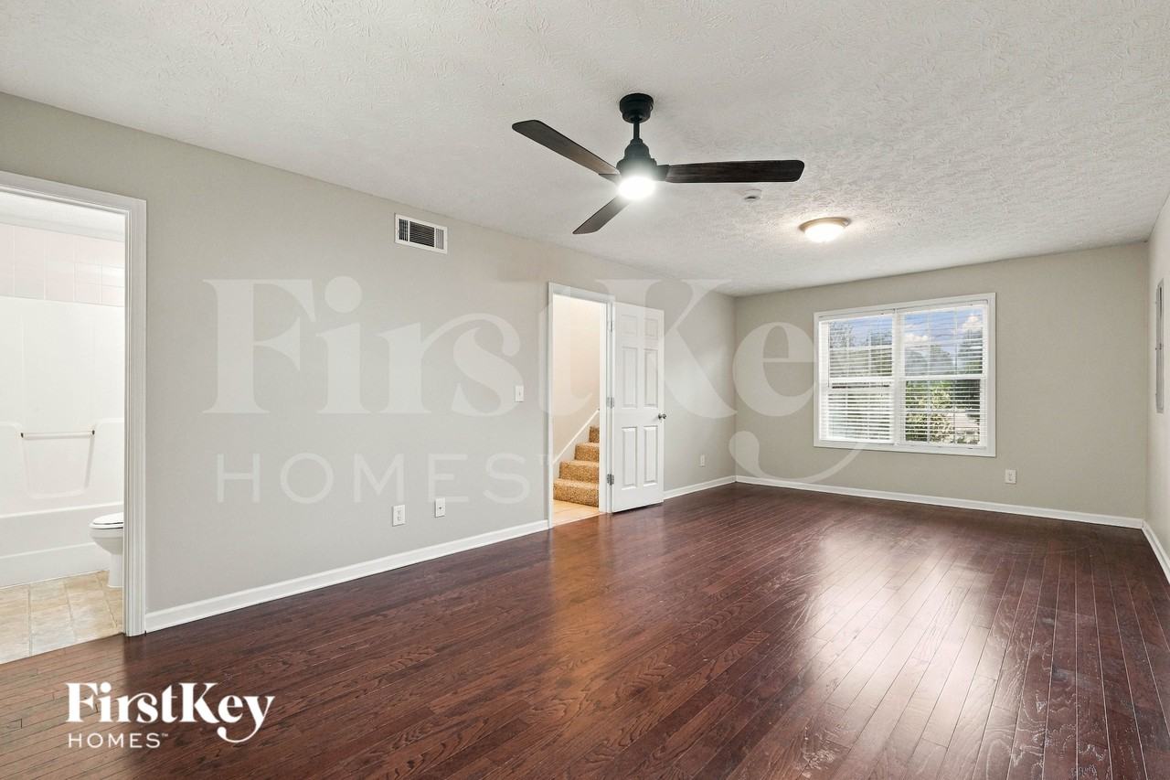 7437 Dogwood Trl - Photo 7 of 16