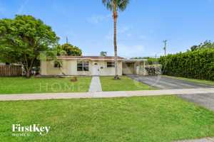 featured image of 7130 Tyler St