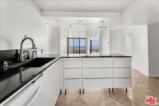 4314 Marina City Dr #924 - Photo 7 of 8