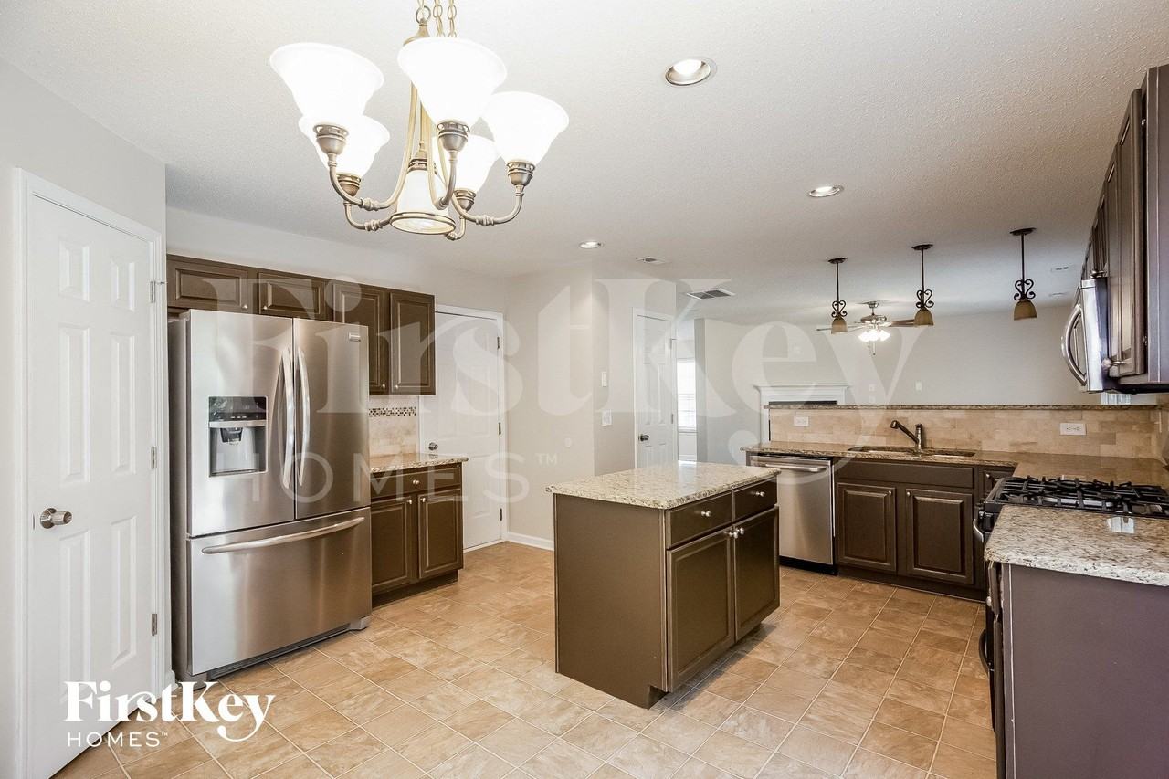 6648 Rustic View Ct - Photo 7 of 15