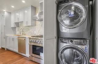 1230 Horn Ave #605 - Photo 6 of 8