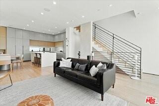 6077 1/2 Horner St - Photo 6 of 8