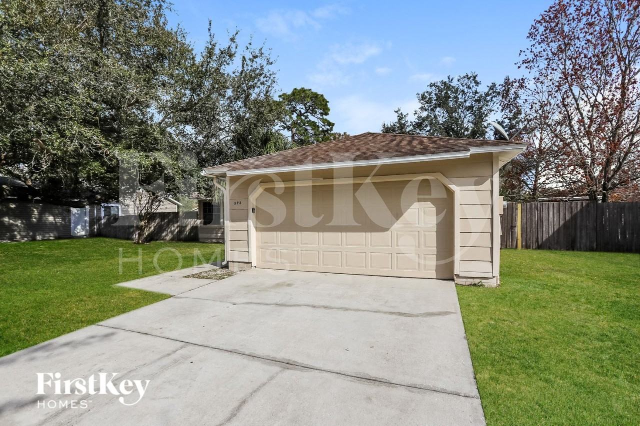 525 Sean Ct - Photo 2 of 16