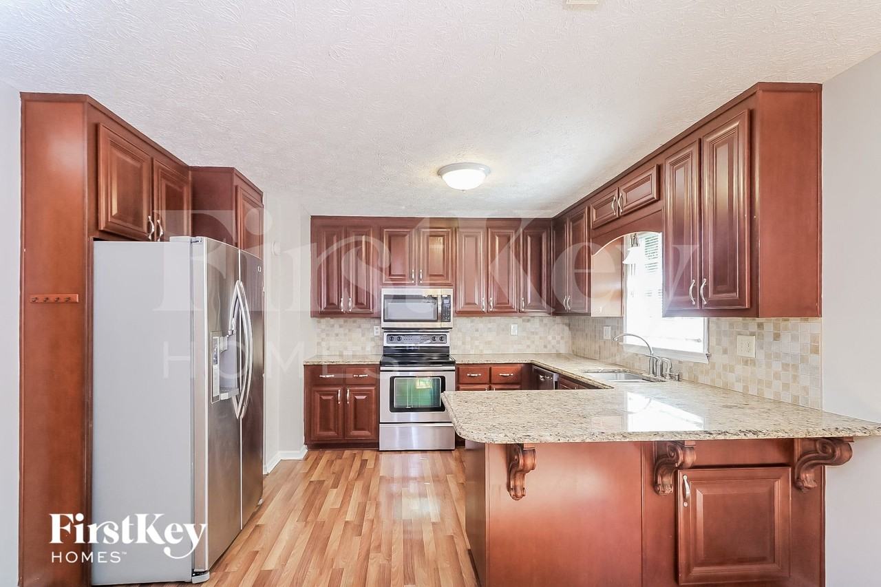 4894 Raven Way Ne - Photo 5 of 15