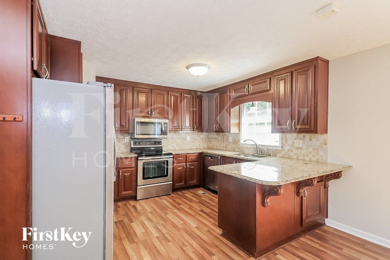 4894 Raven Way Ne - Photo 6 of 15