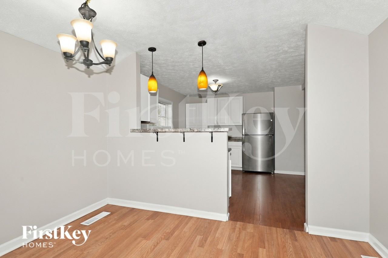 4801 Leone Dr - Photo 6 of 16