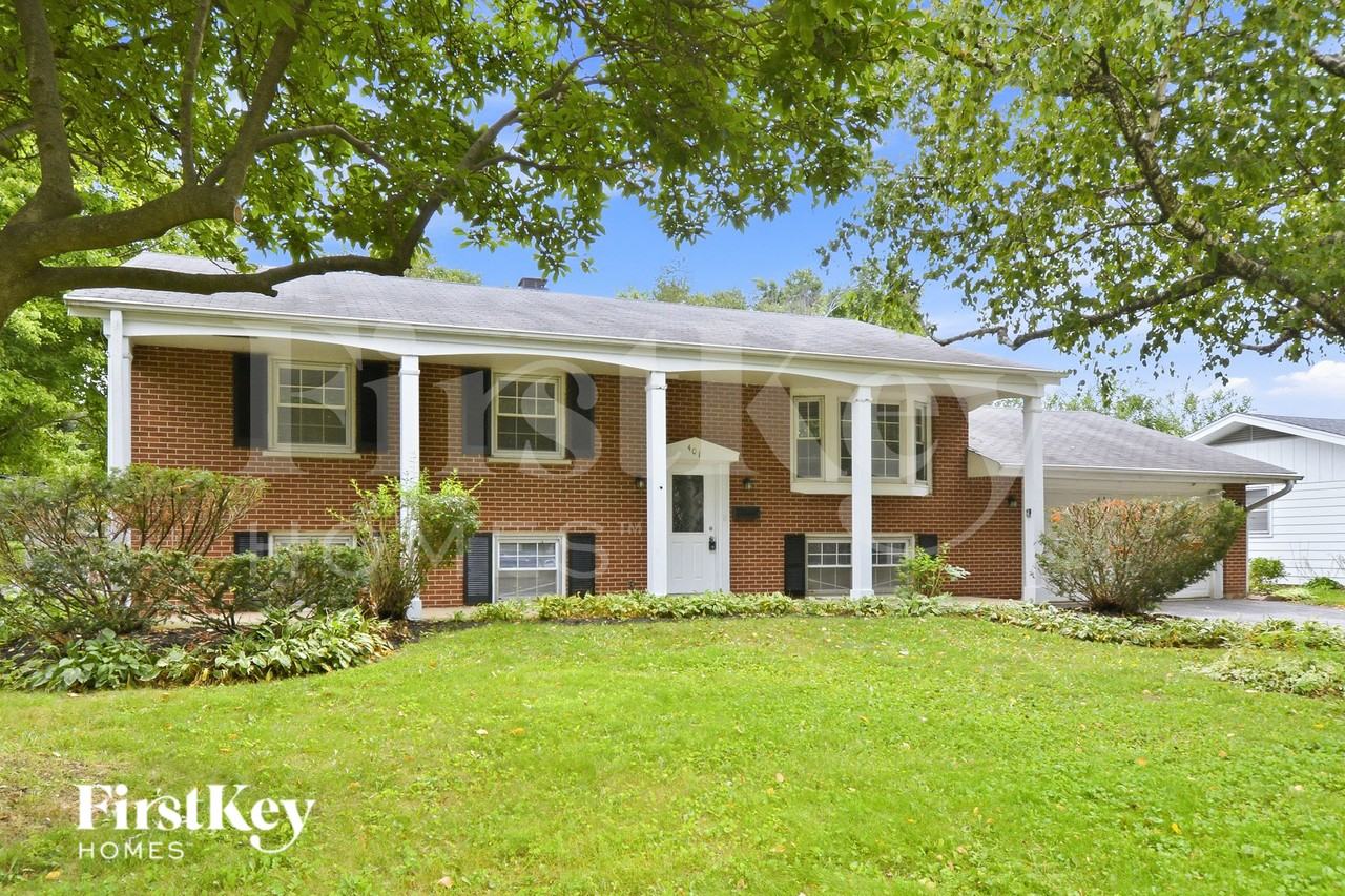401 Longview Dr - Photo 2 of 15