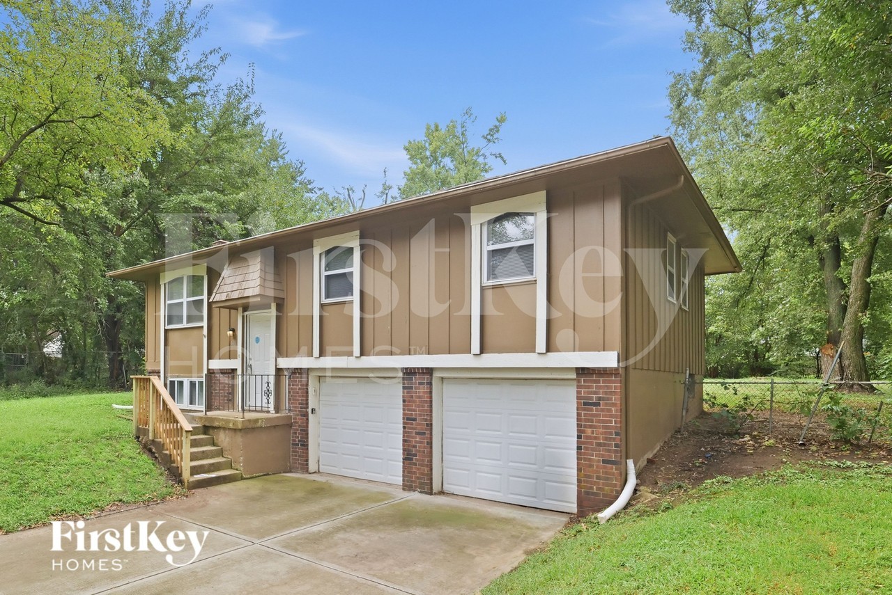 400 Sw Keystone Ct - Photo 2 of 16