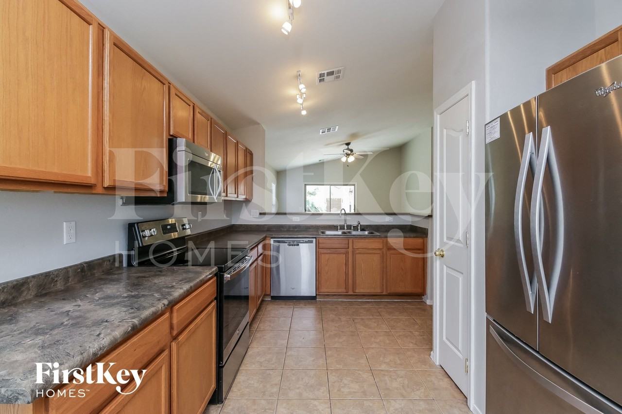 3193 W Sunshine Butte Dr - Photo 6 of 15