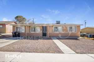 featured image of 2716 Sword St