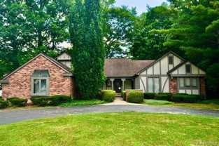 6081 Dunmore Dr - Photo 1 of 1