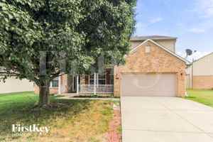 featured image of 2377 Willowview Dr