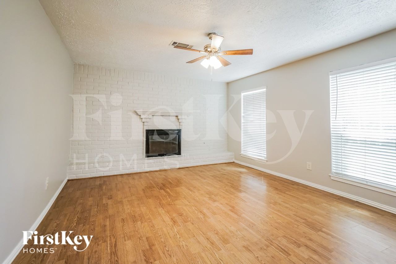 2108 Level Oak Pl - Photo 4 of 18