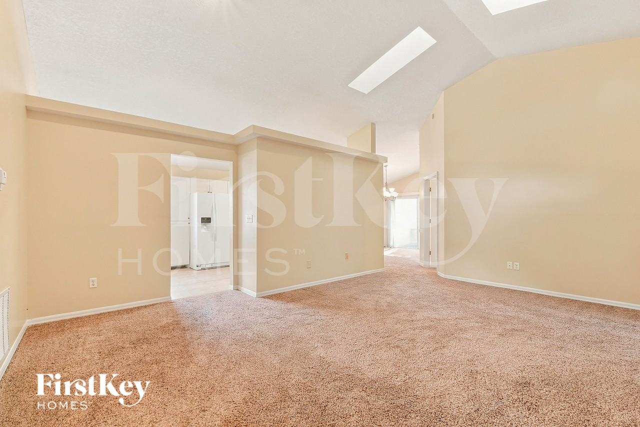 2016 Cobblefield Cir - Photo 2 of 16