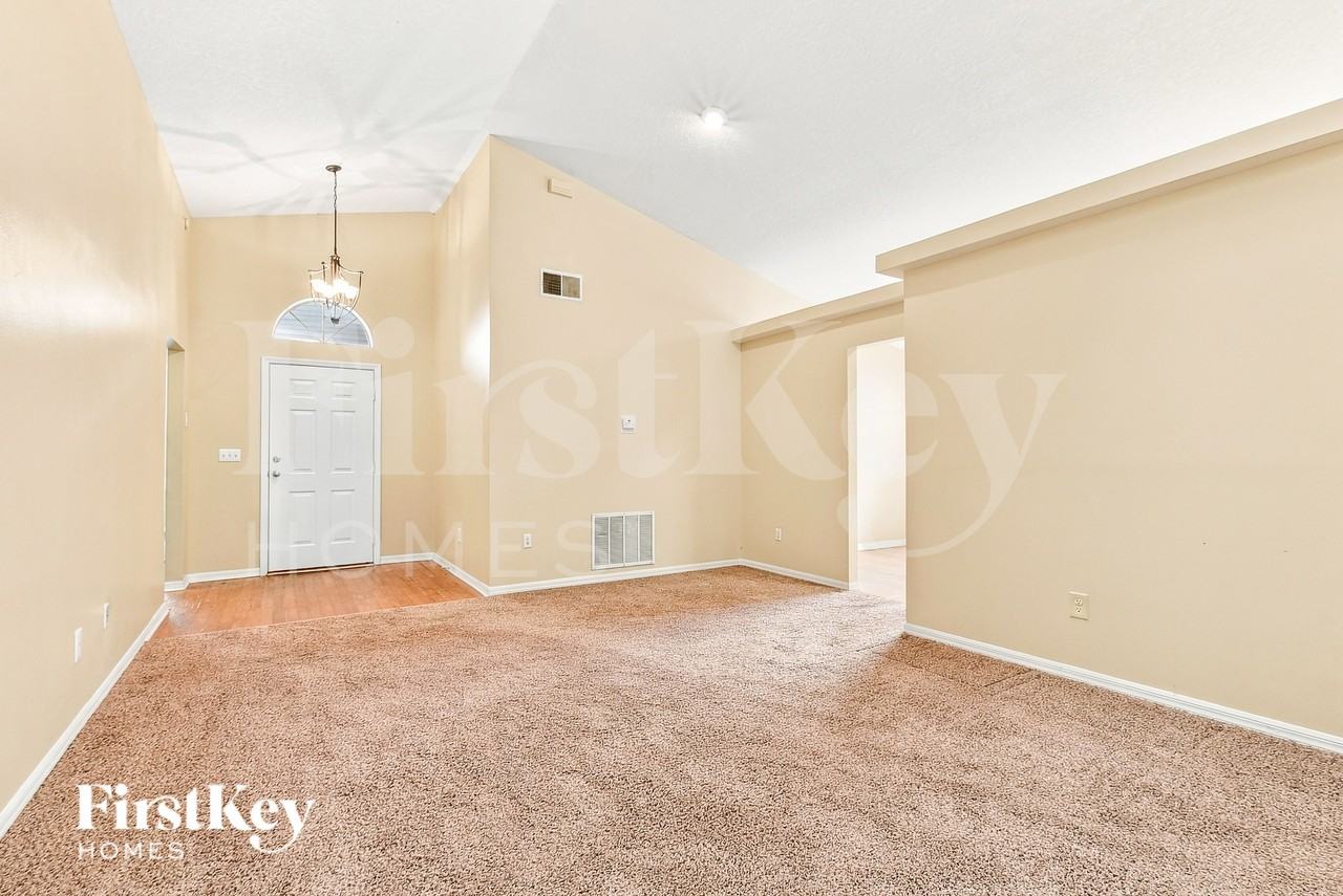 2016 Cobblefield Cir - Photo 3 of 16