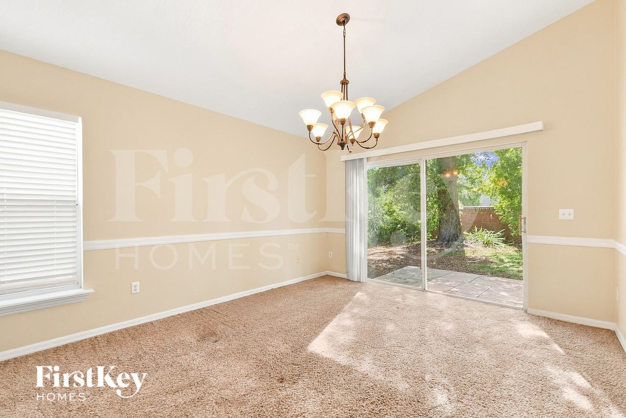 2016 Cobblefield Cir - Photo 4 of 16