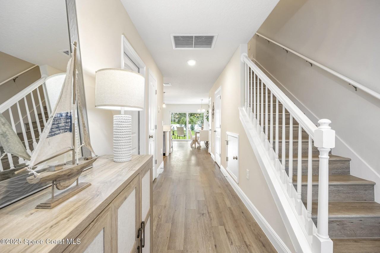188 Hidden Woods Pl - Photo 3 of 24