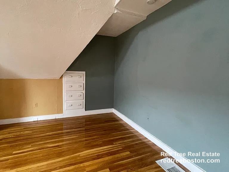 20 South St #2 - Photo 7 of 7