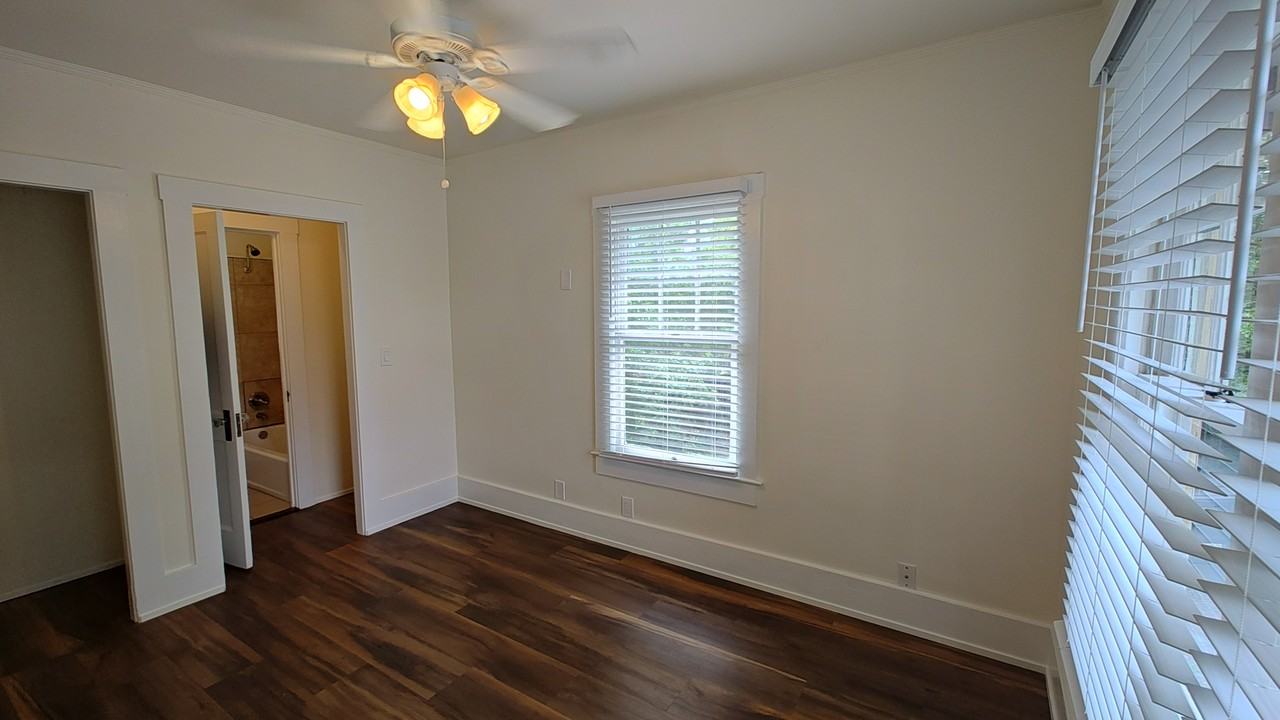 2001 6th Ave W - Photo 6 of 14