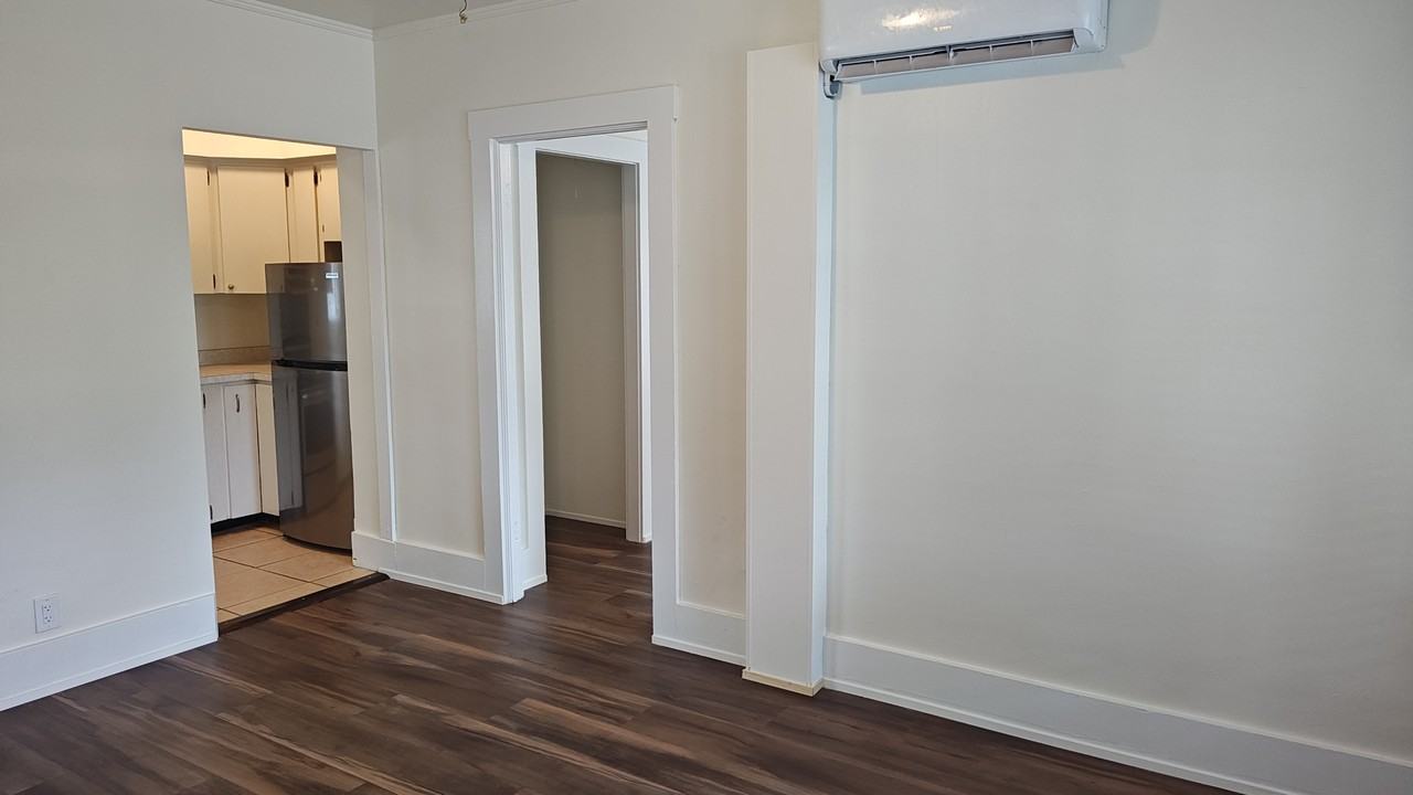 2001 6th Ave W - Photo 7 of 14