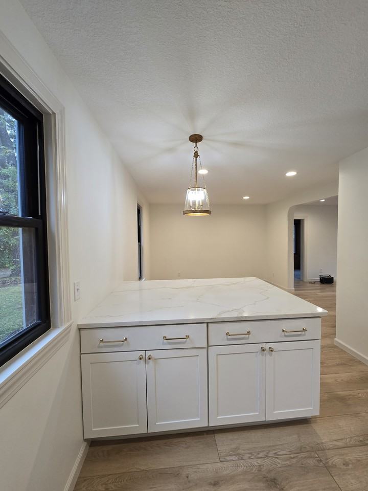 856 4th St Sw - Photo 6 of 18