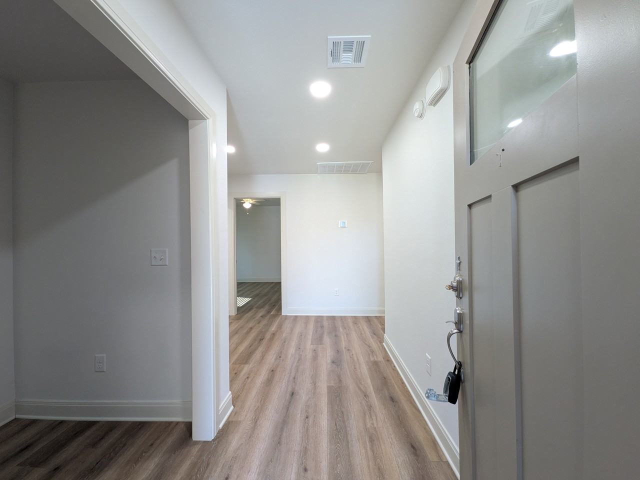 1116 Black Jack Dr - Photo 3 of 20