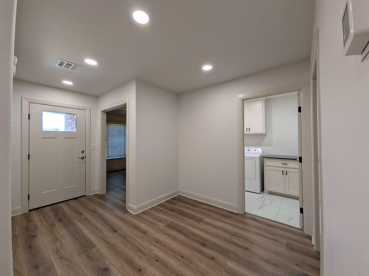 1116 Black Jack Dr - Photo 4 of 20