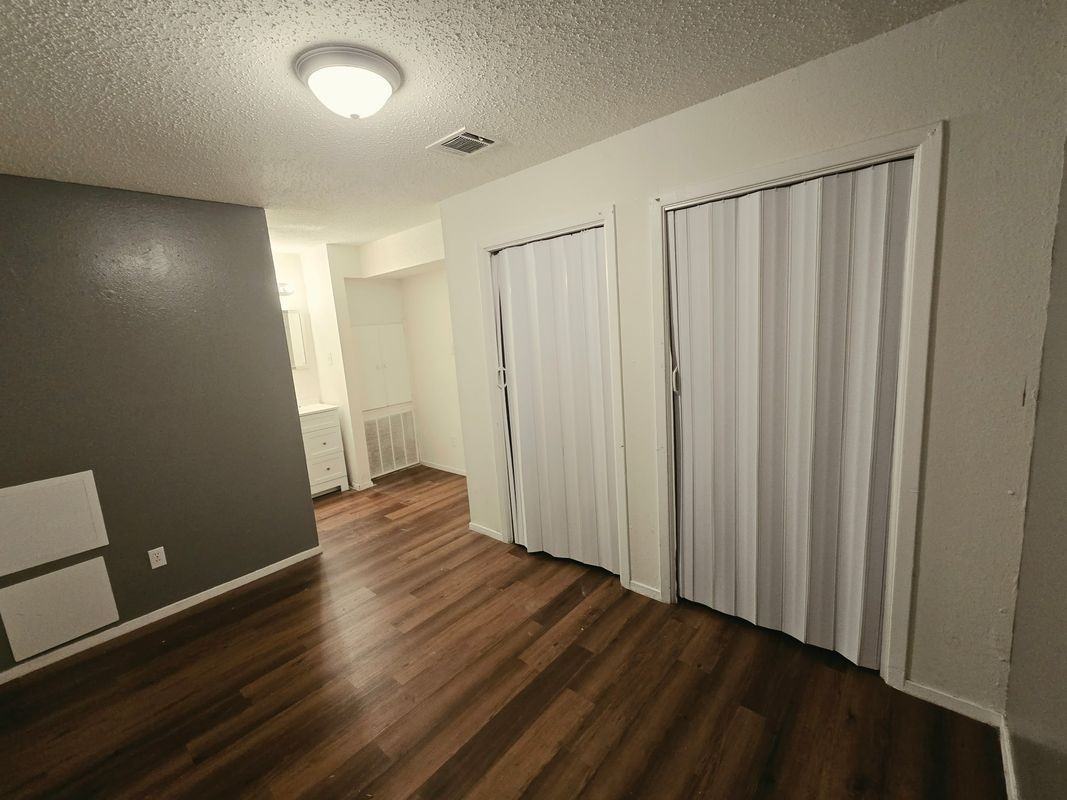 2620 Ektom Dr ##A - Photo 4 of 6