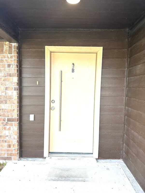 328 Clemente Ave - Photo 4 of 24