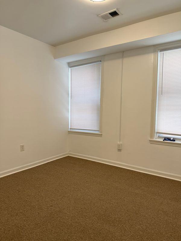 1732 Mount Vernon St ##1 - Photo 4 of 15