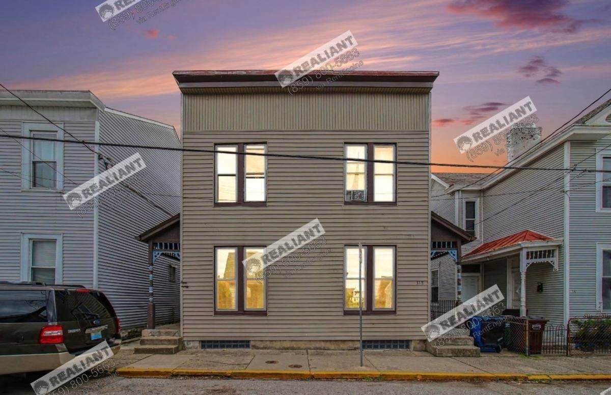 320 Lafayette Ave
