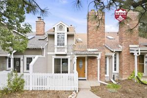 featured image of 2881 W Long Dr #B