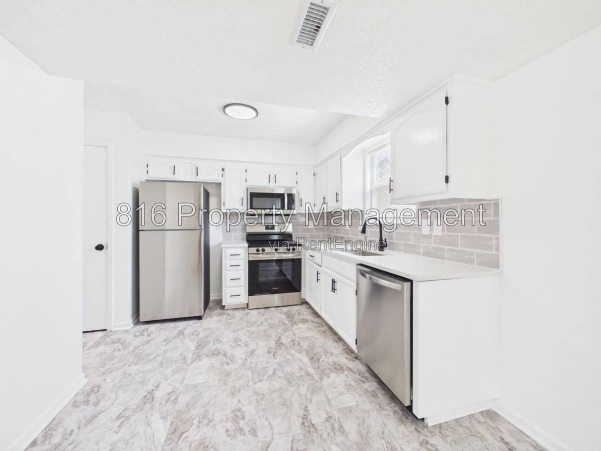504 Spring Ave - Photo 7 of 10