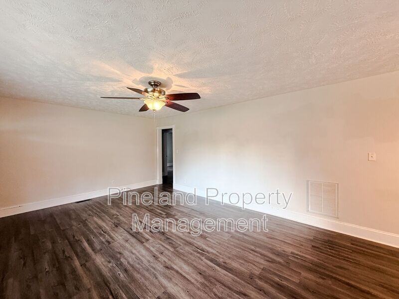 5300 Walnut Dr - Photo 2 of 19