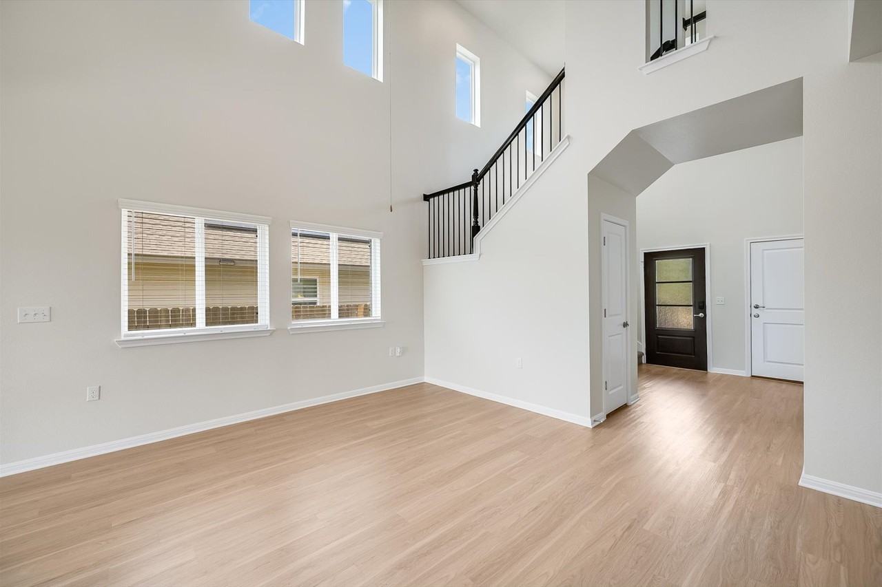 16309 Fetching Ave - Photo 6 of 20
