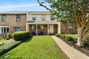 129 Brookwood Ln - Photo 1 of 1