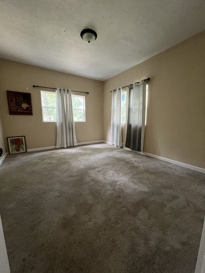 3721 N Lasalle St #BACK - Photo 4 of 10