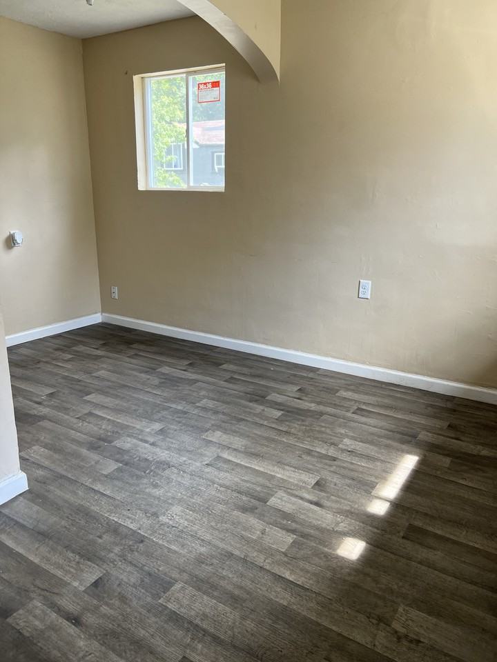 3721 N Lasalle St #BACK - Photo 6 of 10