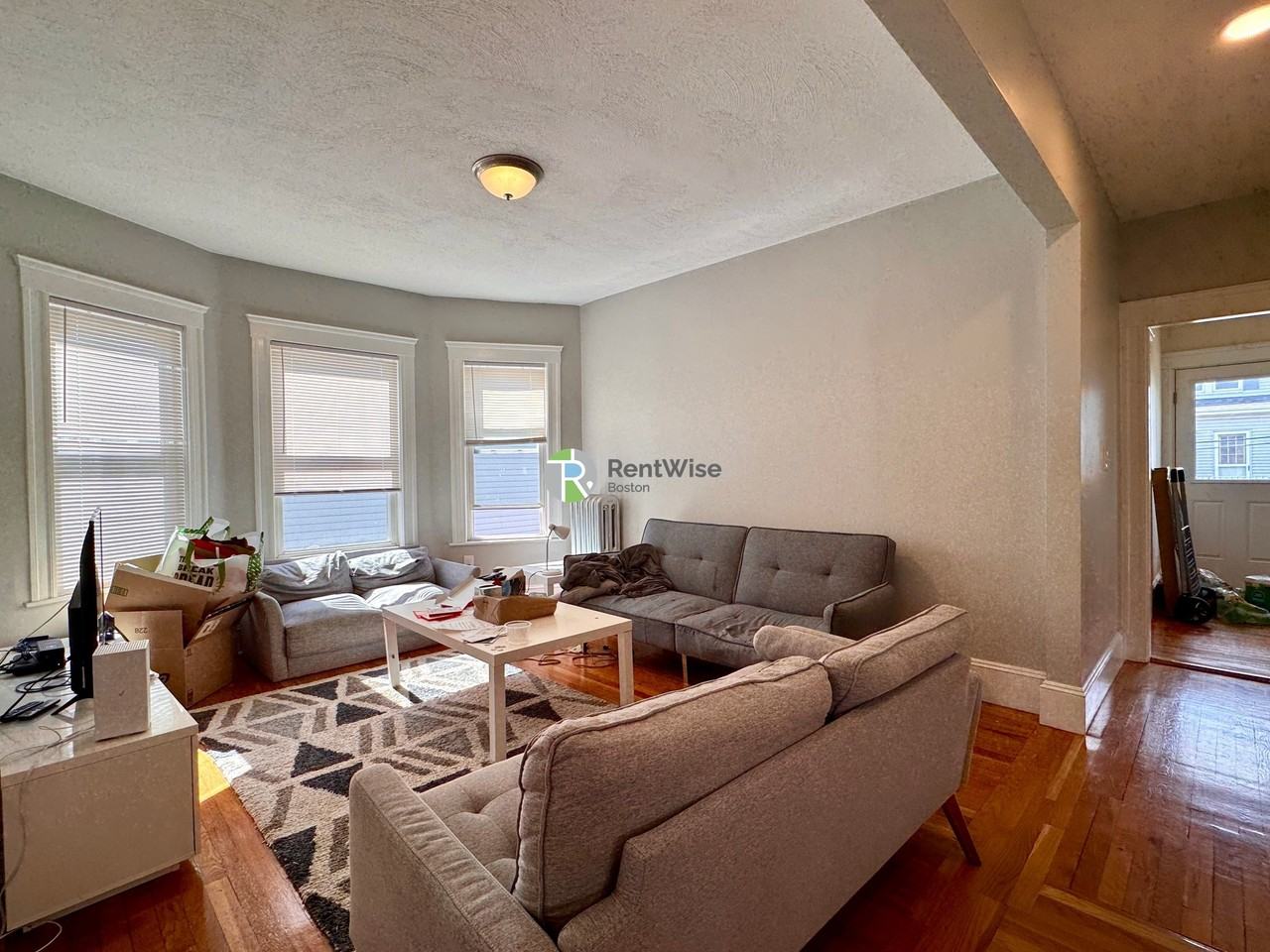 21 Berwick Rd - Photo 7 of 31
