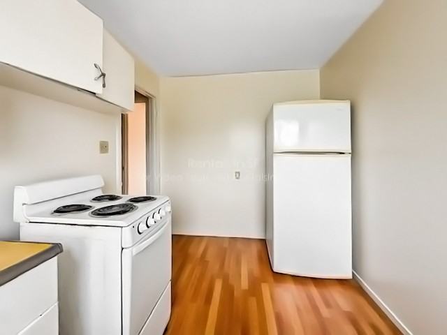 224 Ortega St - Photo 3 of 10