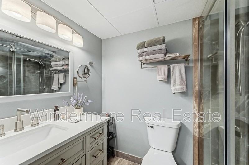 220 Broadway Ave S #220 - Photo 4 of 11