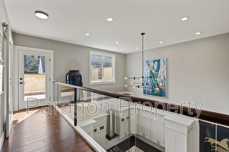 704 W 6th Ave #704 - Photo 5 of 12