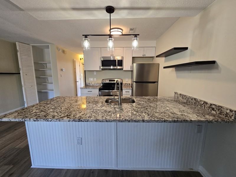 3071 Huntleigh Dr - Photo 4 of 17