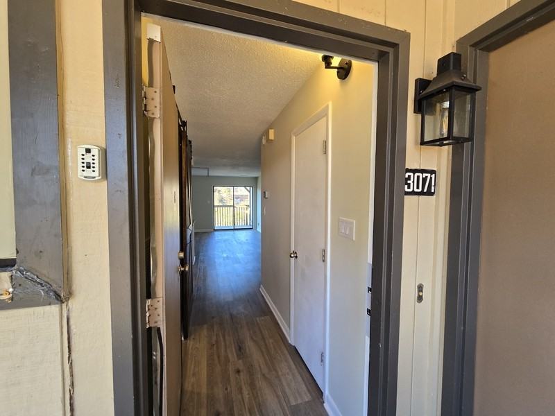 3071 Huntleigh Dr - Photo 2 of 17